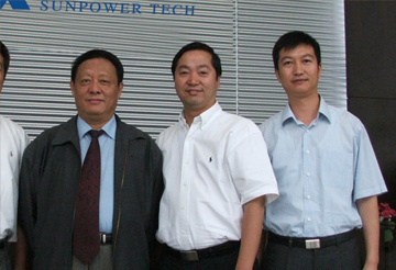 中國工程院院士、時任南京工業(yè)大學(xué)歐陽平凱校長訪問中圣