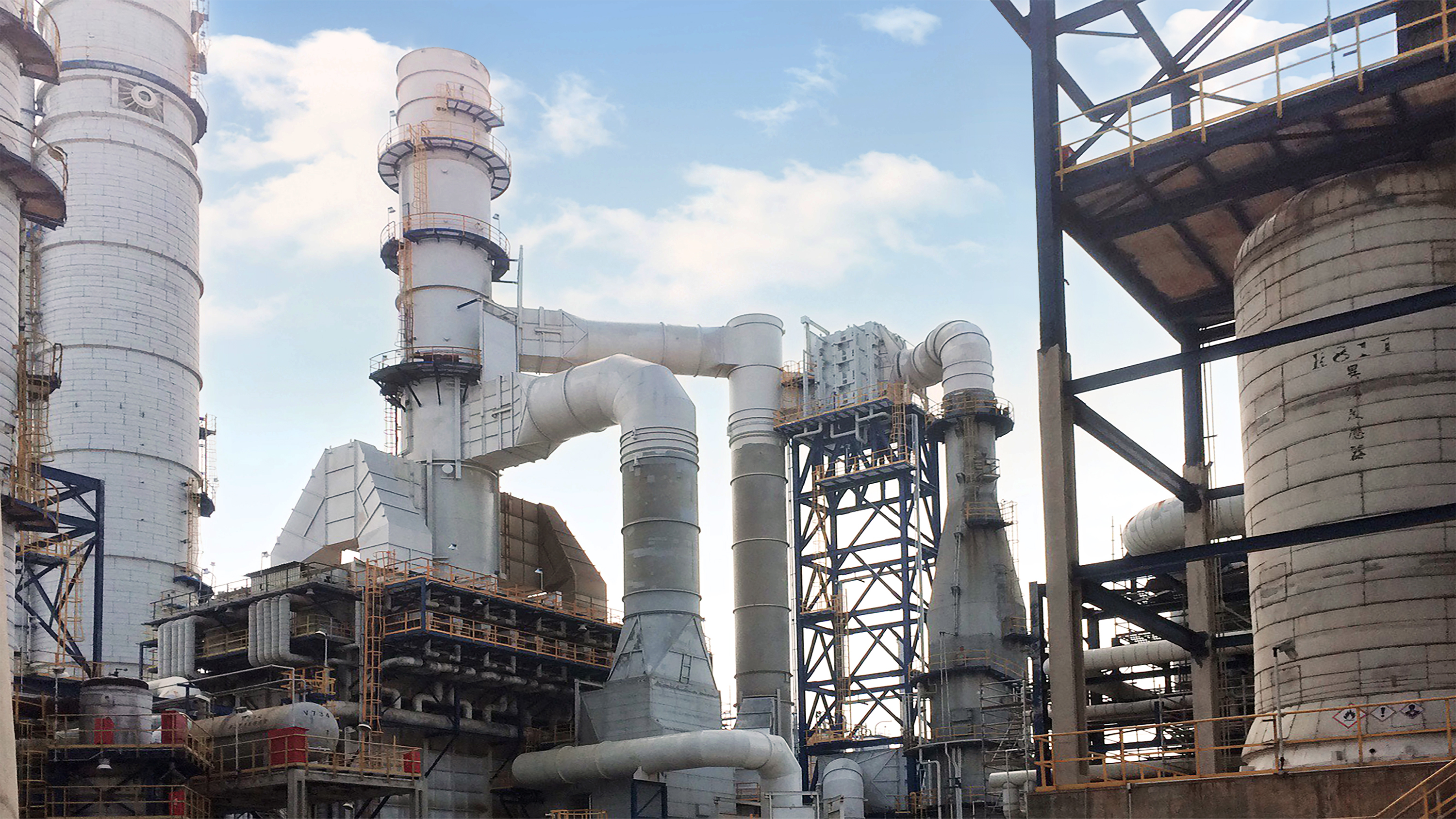 臺(tái)灣化學(xué)加熱爐煙氣消白系統(tǒng)